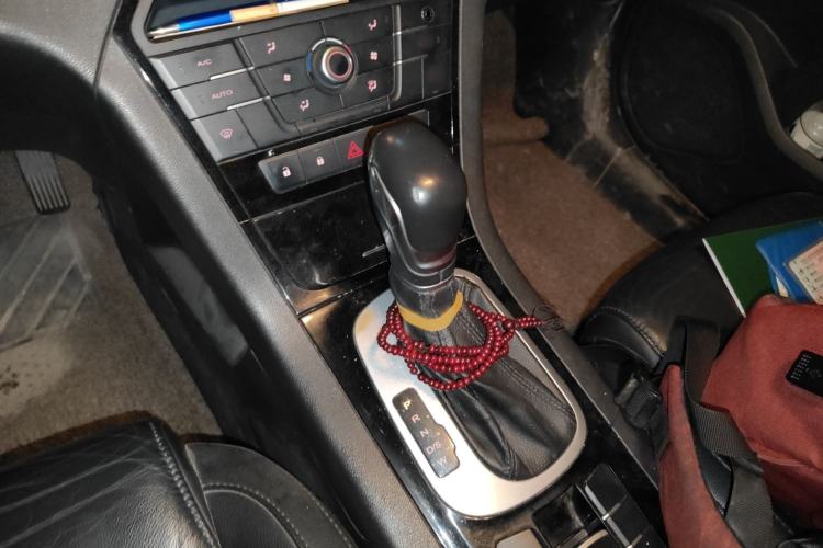 Used MG GS 2016 1.5TGI TST Luxury Edition Gear Lever