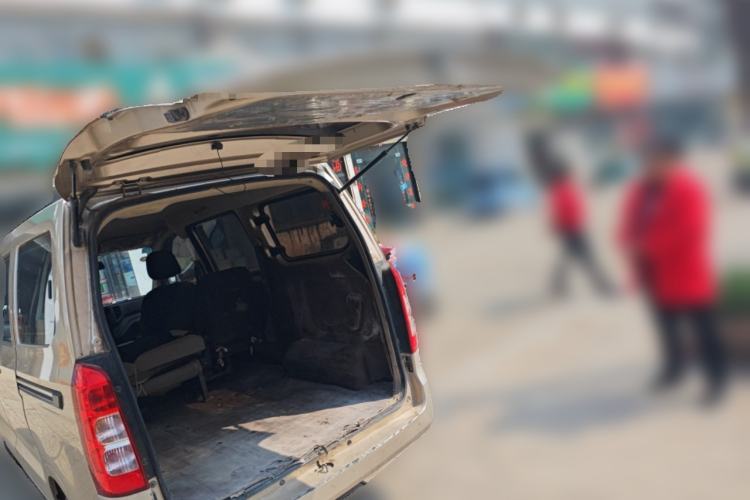 Used Wuling Hongguang V 2019 1.5L Jingqu Version China VI LAR