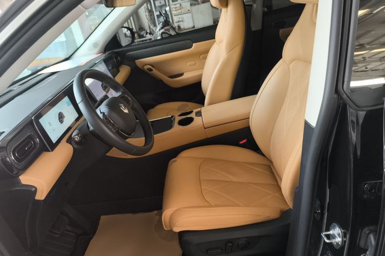 Used Leapmotor C11 2024 All-Electric 580 Luxury Edition Left Front Seat