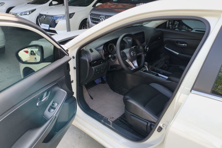 Used Nissan Sylphy 2022 1.6L XL CVT Enjoyment Edition Driver Seat