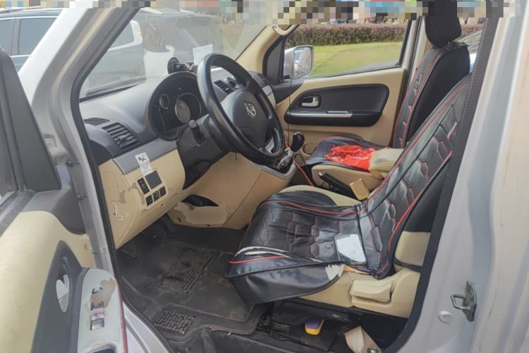 Used CHANGAN KAICHENG Ruixing M90 2017 2.0L Value Edition 6-Seater Hatchback 4G94S