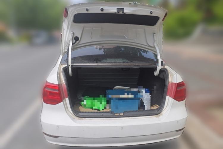 Used Volkswagen Jetta 2015 1.4L Manual Comfort Model Trunk