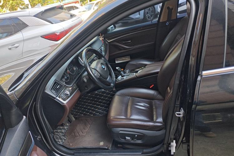 Used BMW 5 Series 2014 525Li Luxury Design Package
