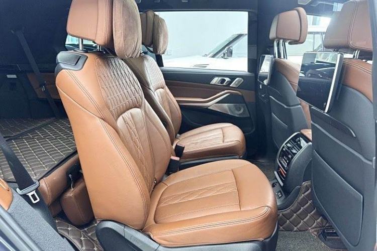 Used BMW X7 2019 xDrive40i Executive Model M Sport Package
