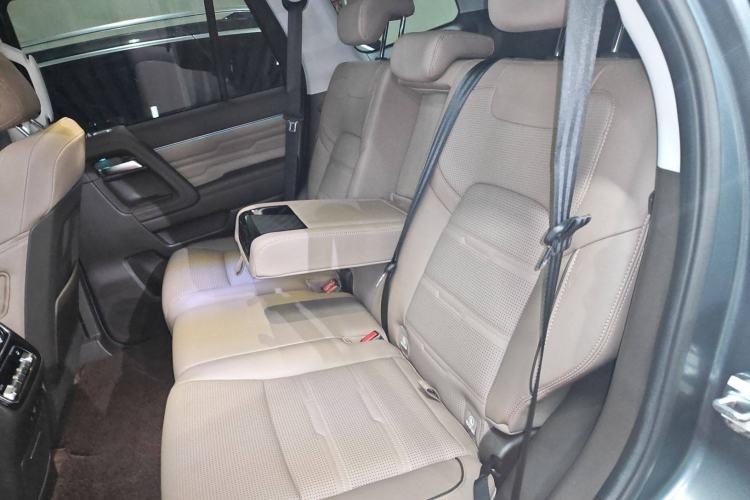 Used BAIC Off-Road BJ60 2022 2.0T May Day Edition Five Seats