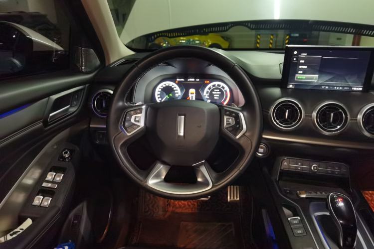 Used Wey VV6 2018 2.0T Two-Wheel-Drive Ultra-Luxury Version China V Standard