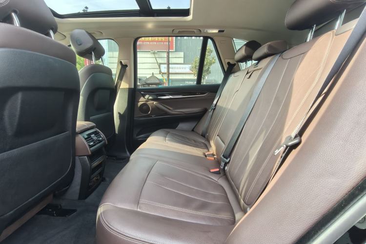 Used BMW X5 2017 xDrive28i
