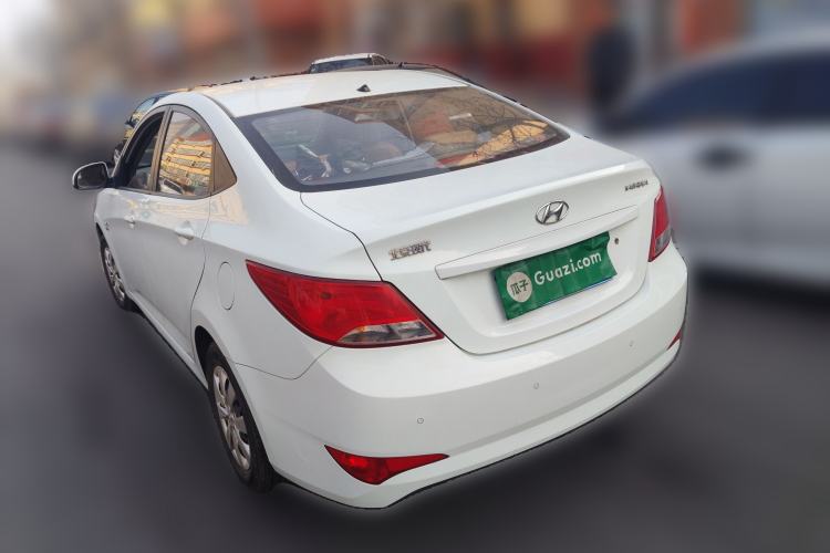 Used Hyundai Verna (older generation) 2014 1.4L Manual Smart GLS Trim
