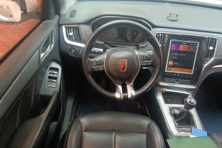 Used Roewe RX5 2018 20T Two-Wheel Drive Manual Internet Smart Edition Steering Wheel