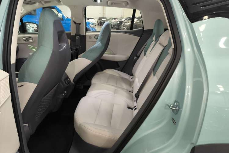 Used Lynk & Co 06 EM-P 2023 EM-P 126 Long-Range Halo