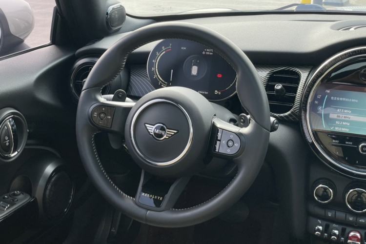 Used MINI MINI 2023 2.0T COOPER S Obsession Edition