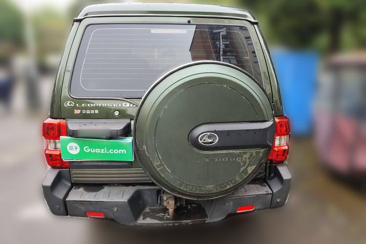 Used Leopaard Q6 2015 2.4L Manual Two-Wheel-Drive Elite Model
