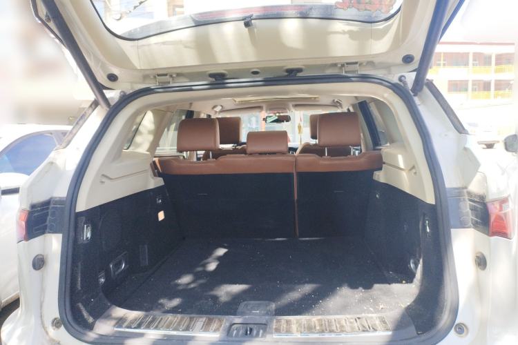 Used Zotye T700 2017 1.8T Dual-Clutch Prestige Model
