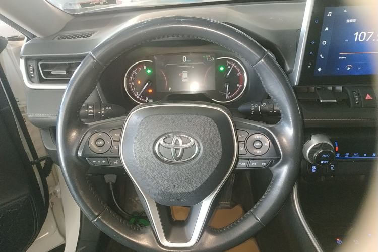 Used Toyota RAV4 2022 2.0L CVT Two-Wheel Drive Fashion Plus Edition
