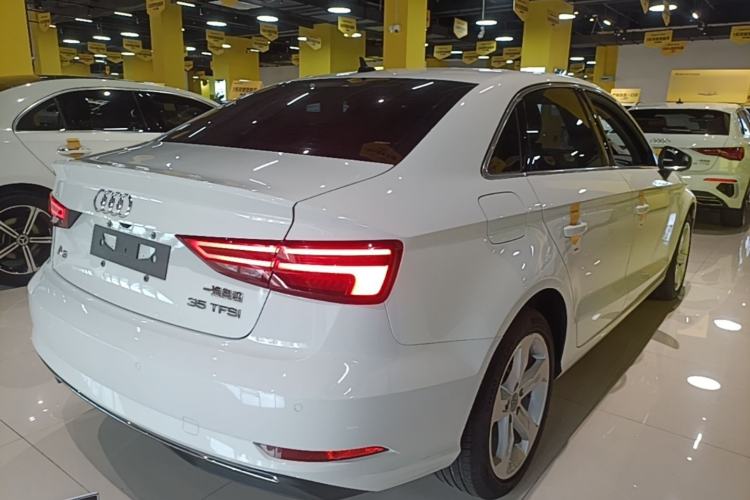 Used Audi A3 2020 Restyled Limousine 35 TFSI Ambition Version China VI
