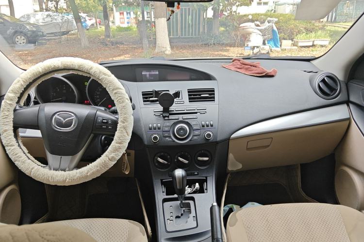 Used Mazda 3 2011 Sedan 1.6L Automatic Elite Model
