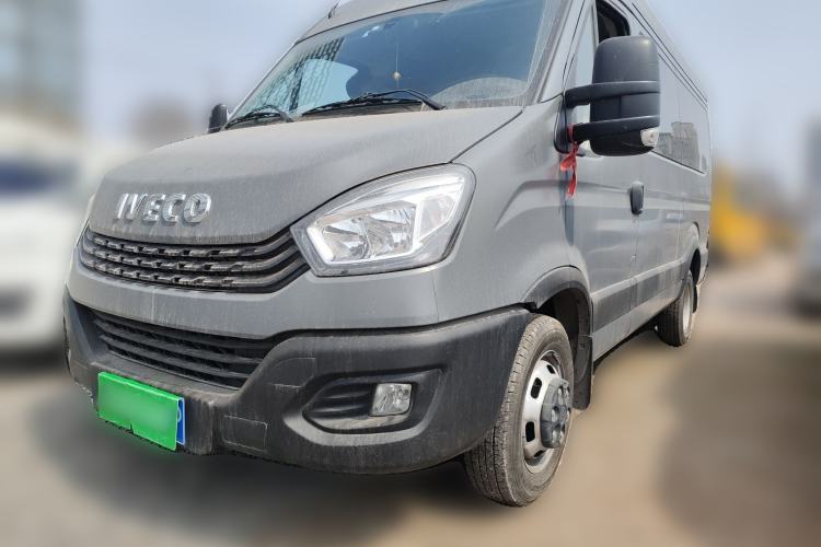 Used Iveco Eurocargo 2021 2.0T Manual Super-Rui Short Wheelbase High-Roof Side-Sliding Door F1A