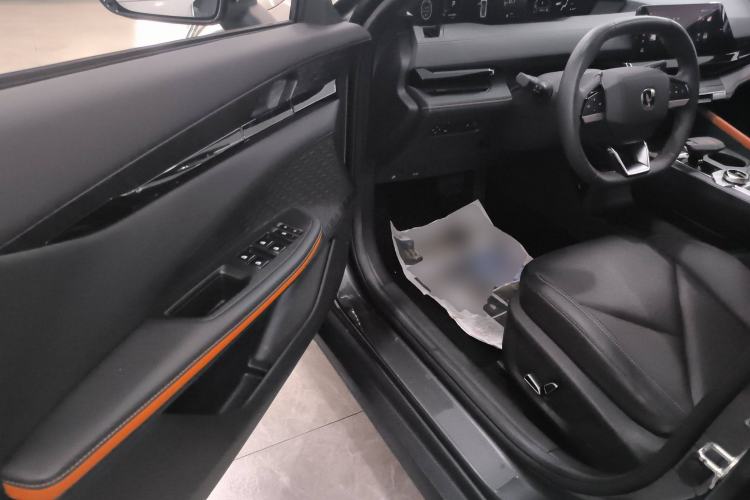 Used Changan UNI-V 2022 1.5T Excellence Model
