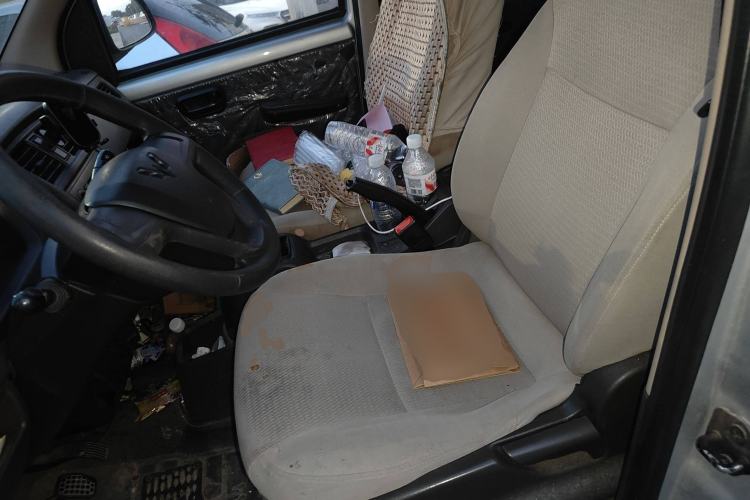 Used Wuling Rongguang 2019 1.2L S Van Standard Model with 5 Seats Driver Seat