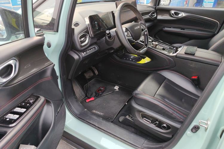 Used AION V 2022 Plus 80 Executive Edition Ternary Lithium
