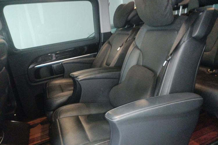 Used Mercedes-Benz V-Class 2018 V 260 Avantgarde Edition China V
