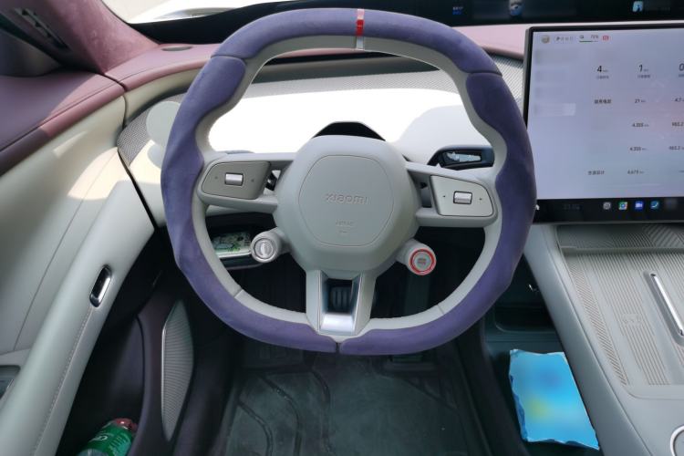 Used Xiaomi Auto YU7 2025 Ultra-Long Range High-Performance All-Wheel-Drive Max Edition Steering Wheel