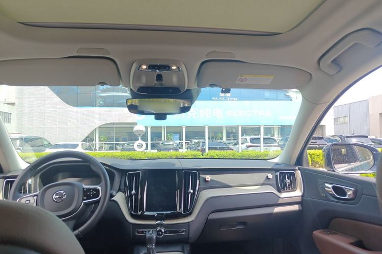 Used Volvo XC60 2020 T5 4x4 Smart Luxury Edition Headliner