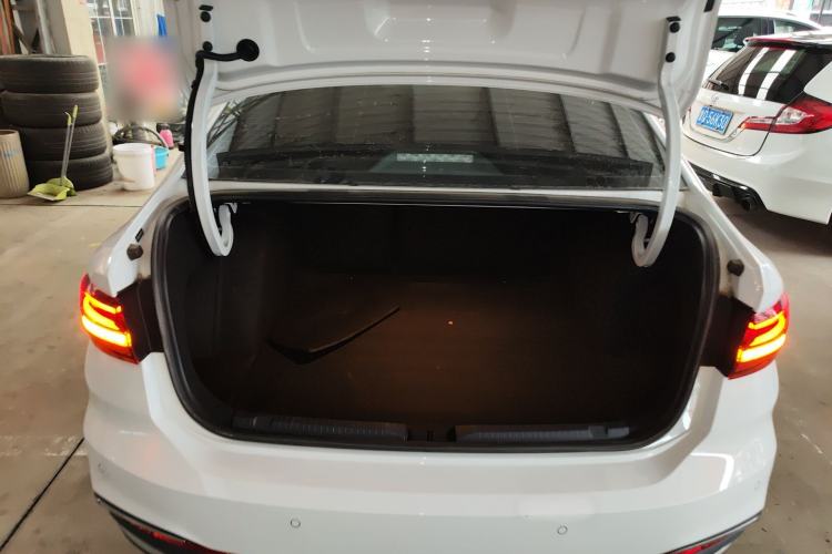 Used Volkswagen Lavida 2024 300TSI DSG Full-Comfort Edition Trunk