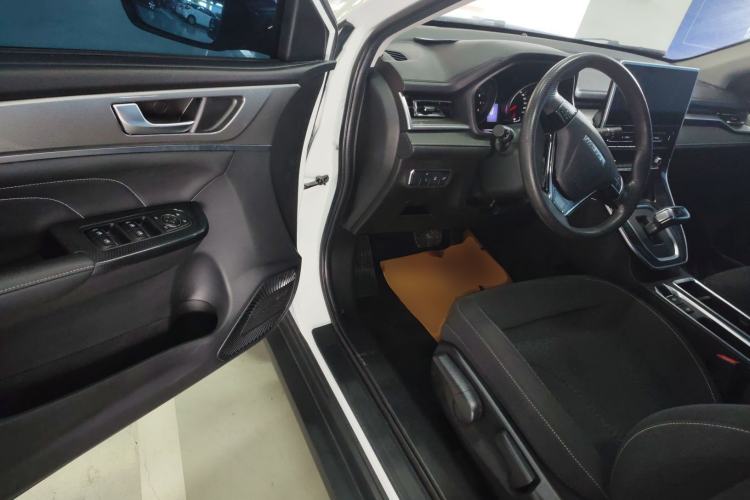 Used Haval M6 2023 PLUS 1.5T DCT Elite Smart Connectivity Model