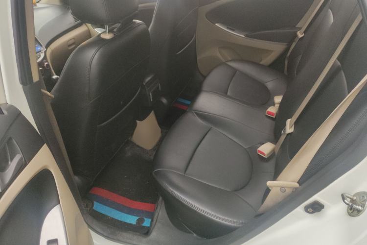 Used Hyundai Verna (older generation) 2016 1.4L Automatic Leading-Edge GLX
