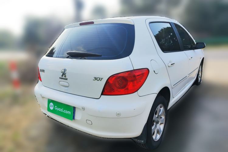 Used Peugeot 307 2012 Hatchback 1.6L Manual Comfort Edition
