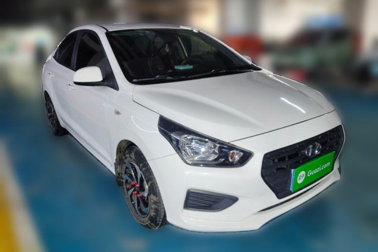 Used Hyundai Verna (older generation) 2017 1.4L Manual Refreshed Version China VI Standard
