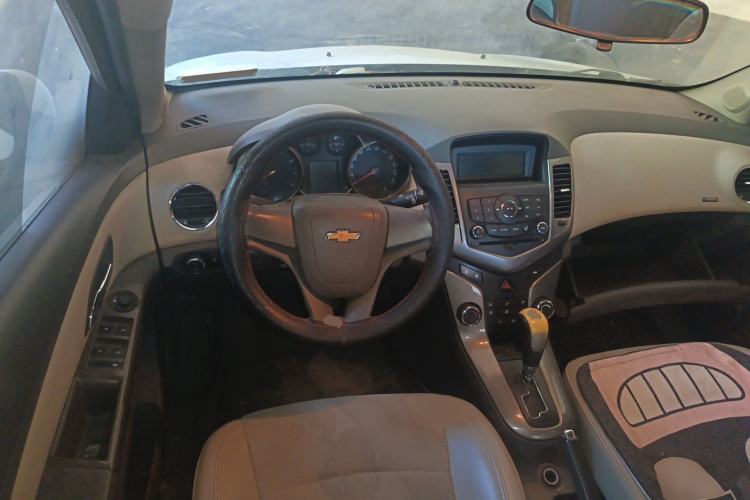 Used Chevrolet Cruze 2015 1.5L Classic SE AT Steering Wheel