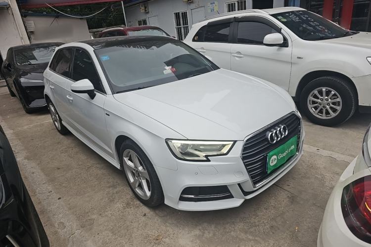 Used Audi A3 2018 30th Anniversary Edition Sportback 35 TFSI Fashion Model
