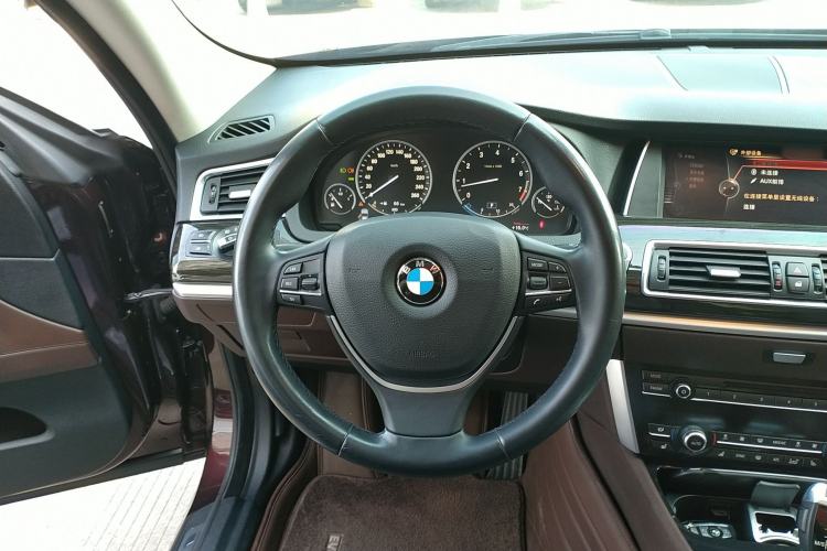 Used BMW 5 Series GT 2015 528i Luxury Edition
