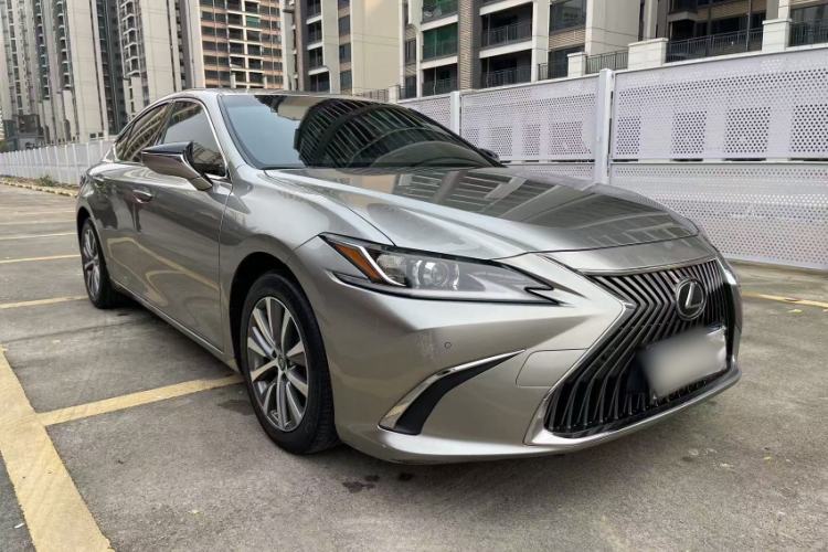 Used Lexus ES 2018 200 Luxury Edition China V Standard
