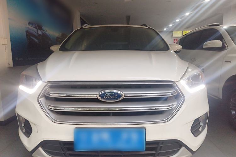 Used Ford Kuga 2018 EcoBoost 180 Two-Wheel-Drive Platinum Edition