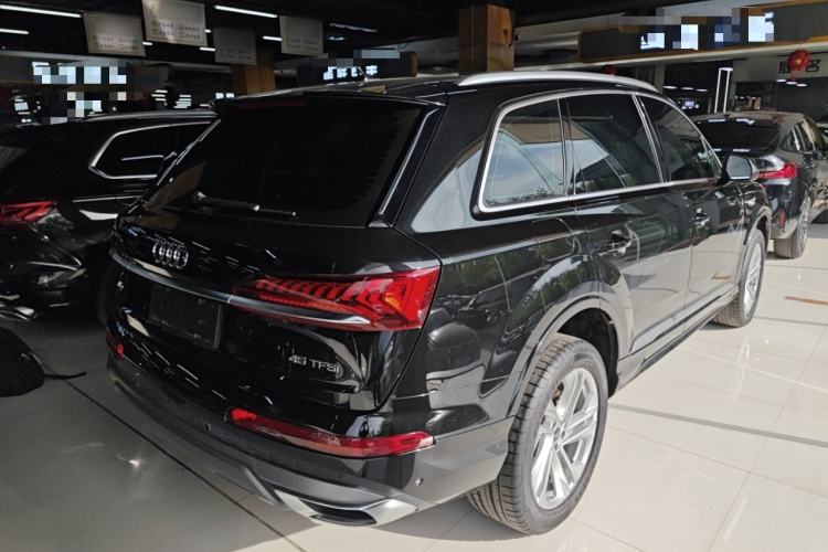 Used Audi Q7 2023 45 TFSI quattro S line Sport model Rear Right 45 Deg