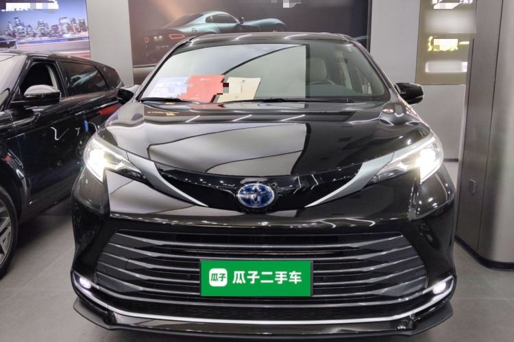 Used Toyota Sienna 2021 2.5L Hybrid Ultimate Edition
