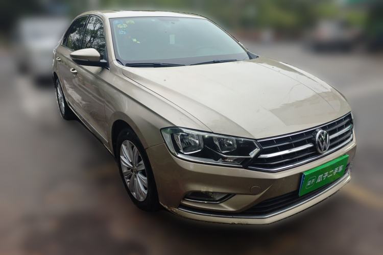 Used Volkswagen Bora 2017 1.6L Automatic Comfort Model Front Right 45 Deg
