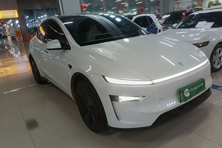 Used Tesla Model Y 2025 Rear-Wheel Drive First Edition