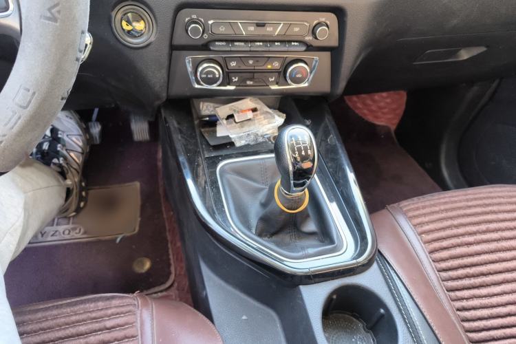 Used Dongfeng Fengon S560 2018 1.8L Manual Urban Model 5 Seats