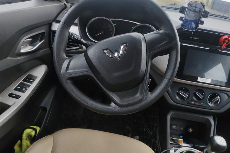 Used Wuling Hongguang 2021 1.5L Facelifted S Comfort Version with Electric Power Steering LAR