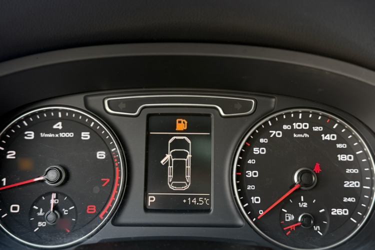 Used Audi Q3 2015 35 TFSI Millionth Anniversary Comfort Model