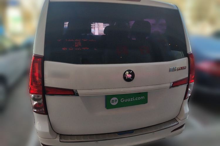 Used FORTHING Lingzhi PLUS 2024 2.0L Manual Luxury CNG 7-Seater