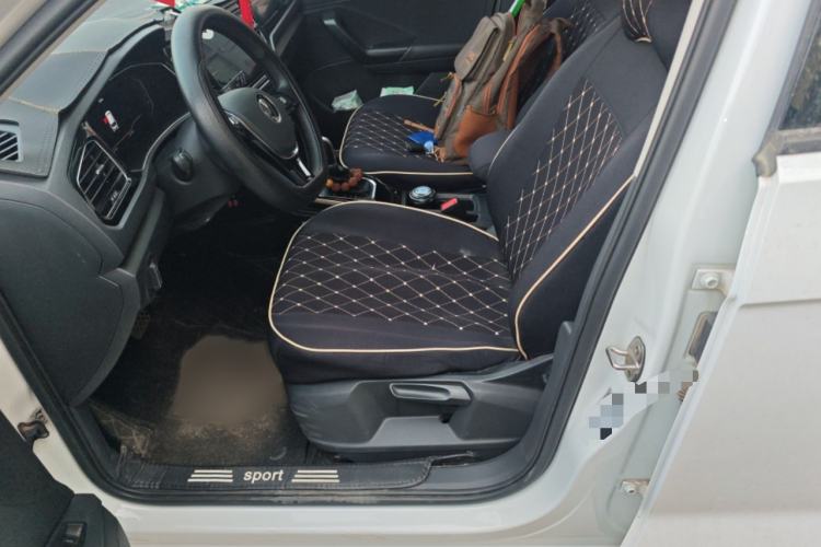 Used Volkswagen T-ROC 2021 280TSI DSG Two-Wheel Drive Comfort Connect Edition
