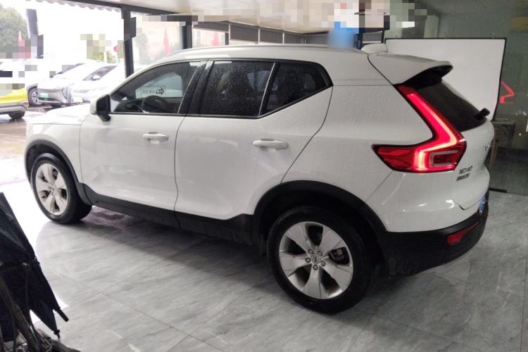 Used Volvo XC40 2022 T4 Four-Wheel Drive Smart & Stylish Edition