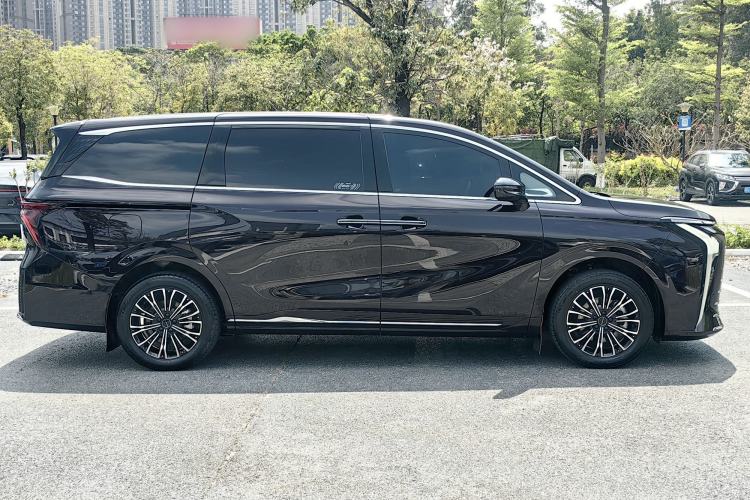 Used FORTHING Xinghai V9 2024 1.5TD 200km Qingyunti Series Premium Version