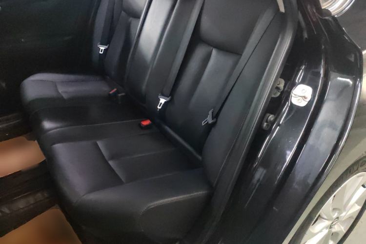 Used Nissan Sylphy 2019 1.6XV CVT Smart Connect Luxury Edition China VI Standard Left Rear Seat