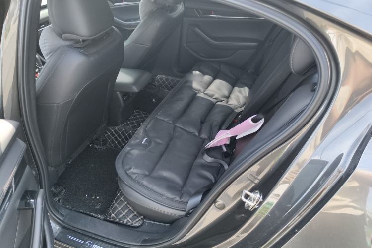 Used Mazda 3 Axela 2023 2.0L Automatic ZhiZhen Edition Left Rear Seat